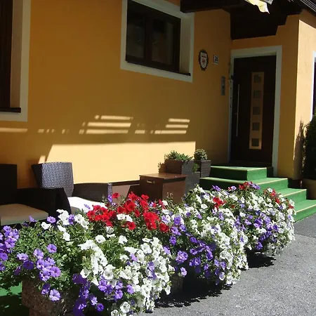 Haus Sonnschein Bed & Breakfast 4*