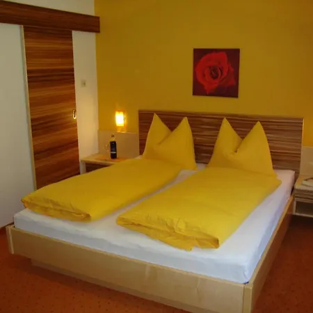 Haus Sonnschein 4* 索尔登