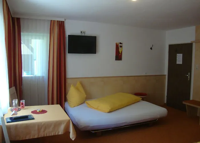 Haus Sonnschein Bed & Breakfast