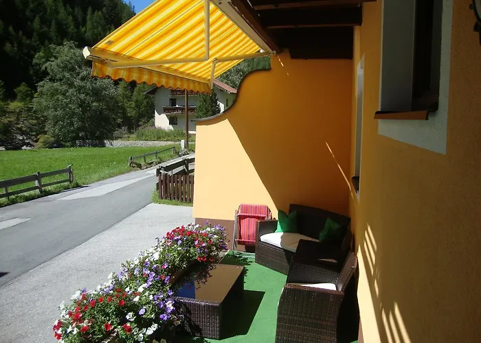 Haus Sonnschein Bed & Breakfast 4*