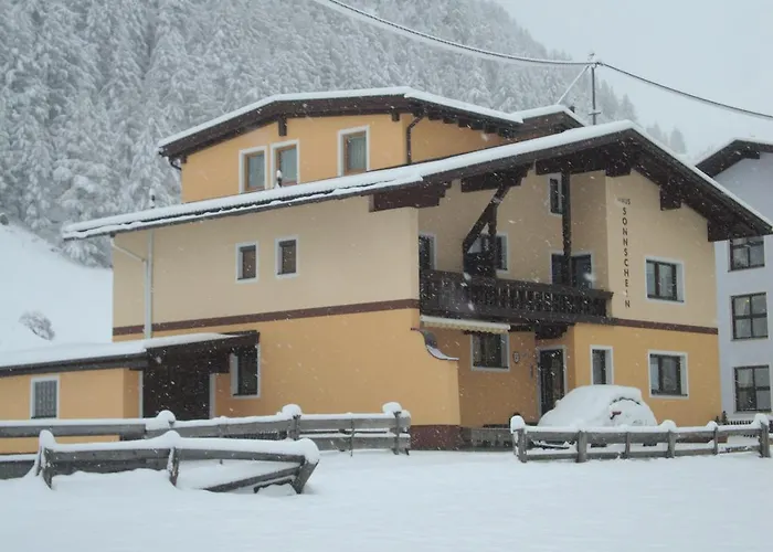 Haus Sonnschein Bed & Breakfast 4*